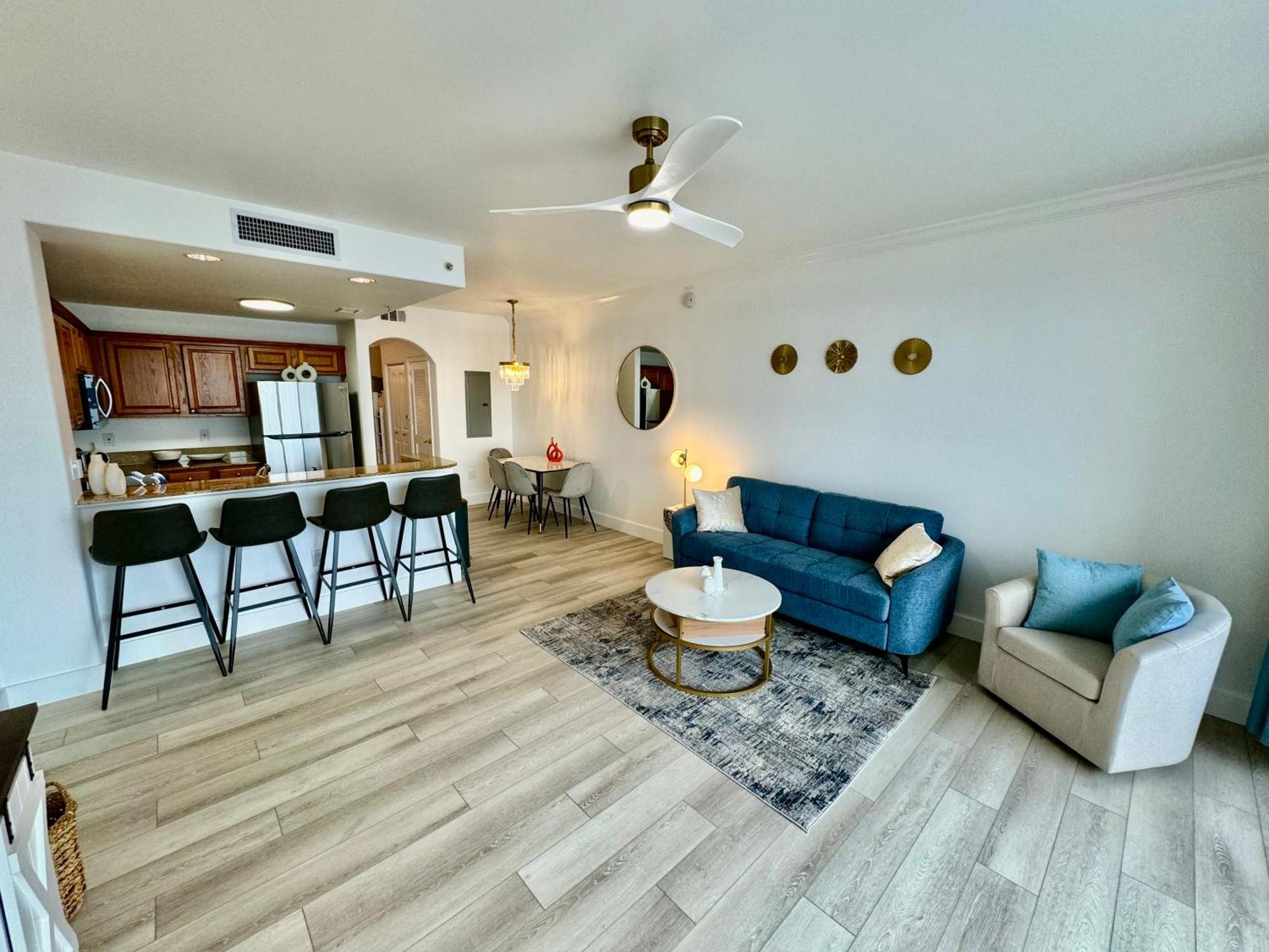 Balcony King Suite - Lake & Pool View Orlando Exteriör bild